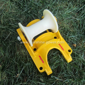 Corner Mount Manhole Cable Roller